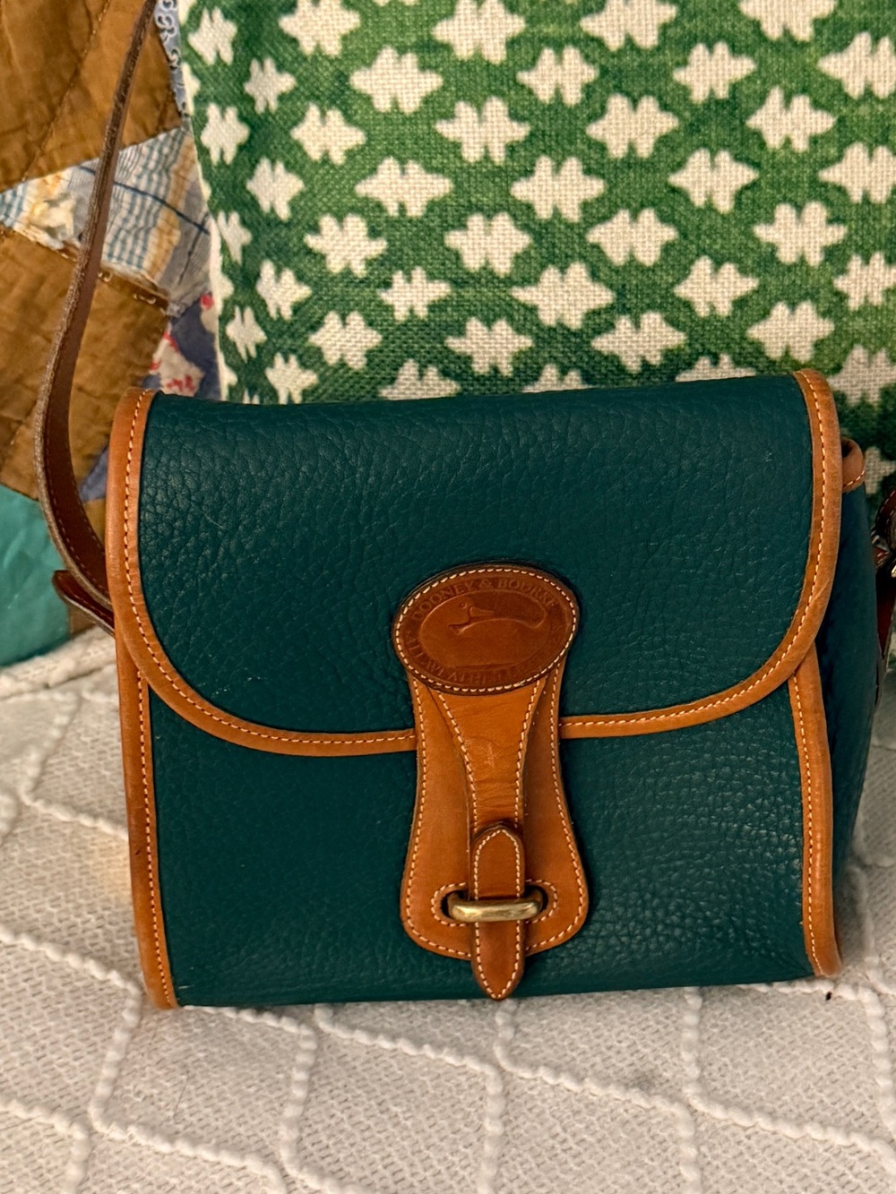 Dooney & Bourke vintage Essex green Pebbled Leather Shoulder Bag with Tan Trim